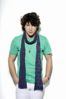 152894_Nick%20Jonas14[1].jpg
